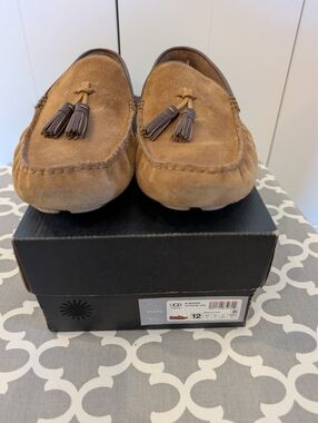 UGG Marris Tassel Driving Moc EUC Men's 12